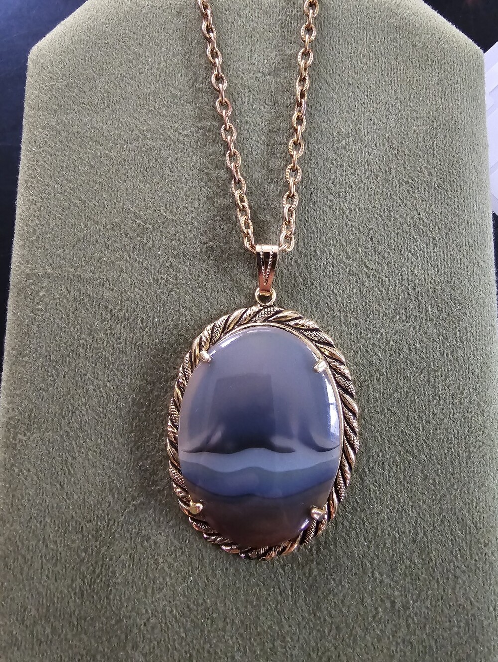 Vintage Agate Necklace